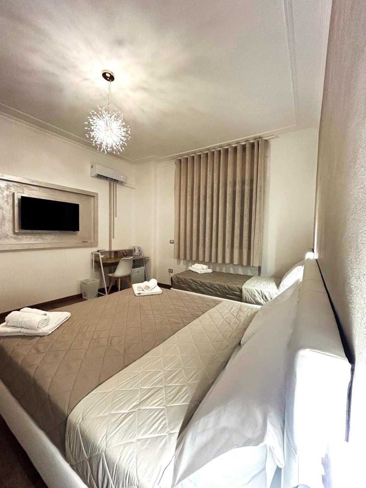 Effe Home Catania Bagian luar foto